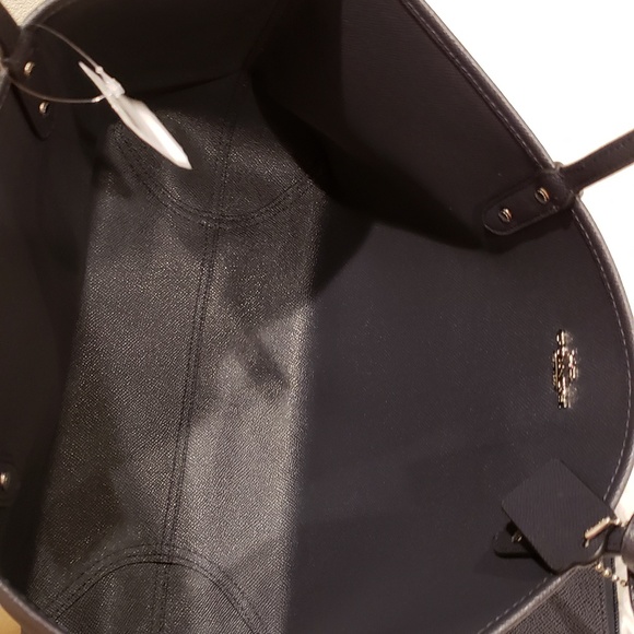 Brand New Coach Reversible Tote Bag MSRP $350 - Picture 3 of 4